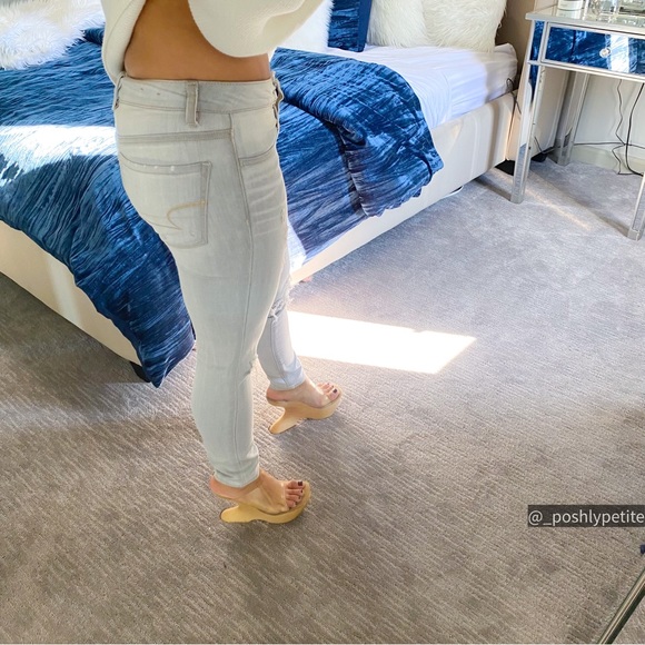 American Eagle light grey ripped  mid-rise jegging ankle - Picture 4 of 16